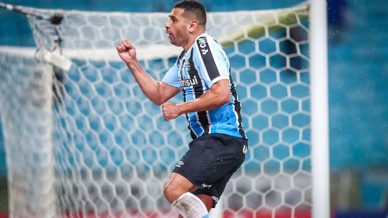 You are currently viewing BOMBA! Diego Souza pode renovar com o Grêmio para 2023