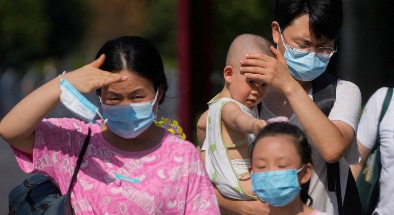 You are currently viewing Calor na China: preços sobem após galinhas botarem menos ovos e corte de energia afeta 5 milhões