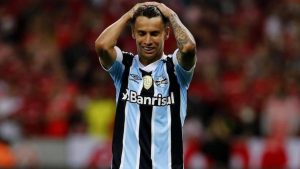 Read more about the article “Sem previsão”; Ferreira tem lesão na coxa e DM do Grêmio dá detalhes