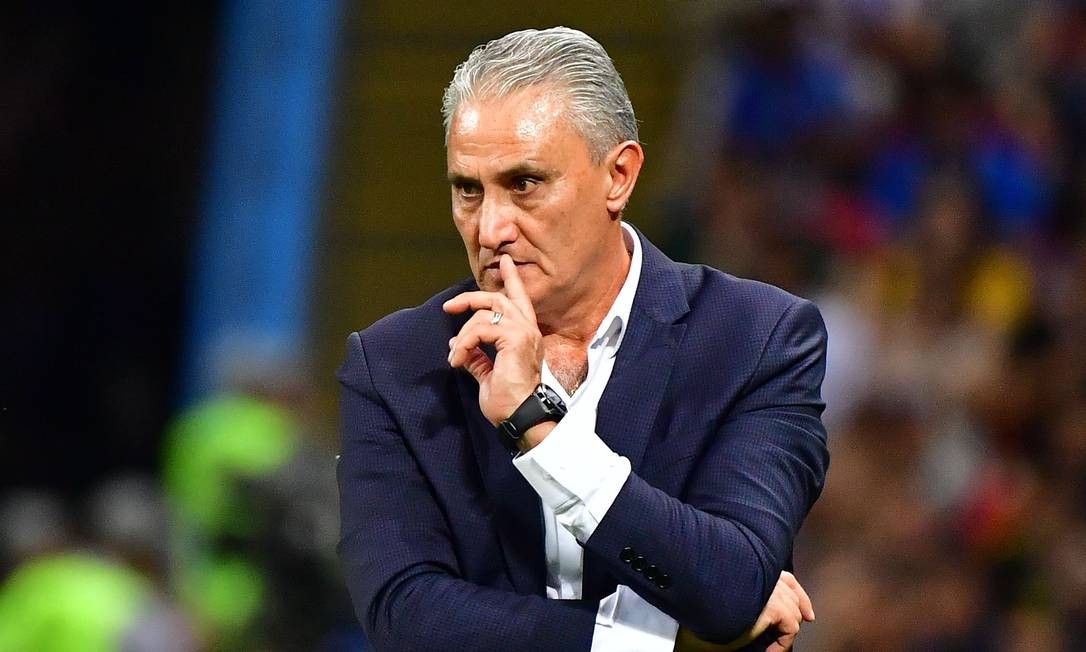 You are currently viewing Tite quer fechar lista pra Copa e vai atrás de Gabriéis