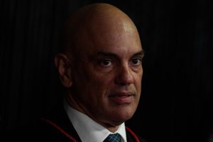 Read more about the article Grupo de juristas conservadores repudia ato de Moraes contra empresários