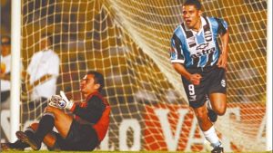 Read more about the article 29 de agosto na história: goleada do Grêmio contra o Flamengo em pleno Maracanã