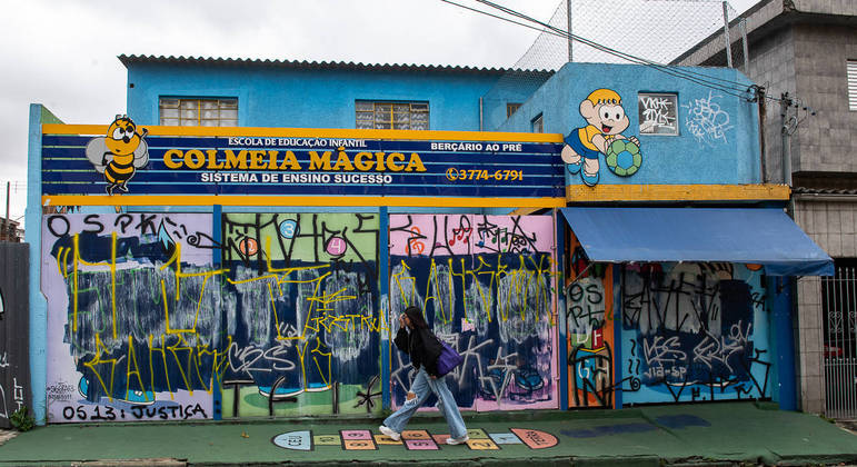 You are currently viewing Polícia abre novo inquérito para apurar mais denúncias contra crianças em escola Colmeia Mágica