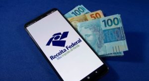 Read more about the article Receita paga hoje restituição do IR a 4,4 milhões de contribuintes com correção de 3,05%