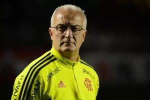 Read more about the article Flamengo libera bastidores e discurso de Dorival Júnior emociona qualquer torcedor