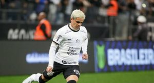 Read more about the article Laterais do Corinthians sentem a coxa e serão reavaliados