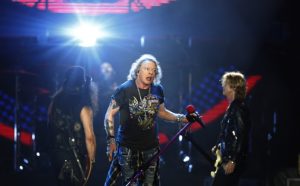 Read more about the article Axl Rose se desculpa após show do Guns N’ Roses no Rock In Rio: “um pouco mal”