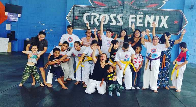 You are currently viewing Projeto na zona leste de São Paulo ensina artes marciais para crianças e jovens com deficiência