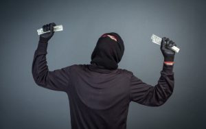 Read more about the article Mão leve: hacker rouba US$ 160 milhões em criptomoedas da Wintermute; será que vai ser pego?