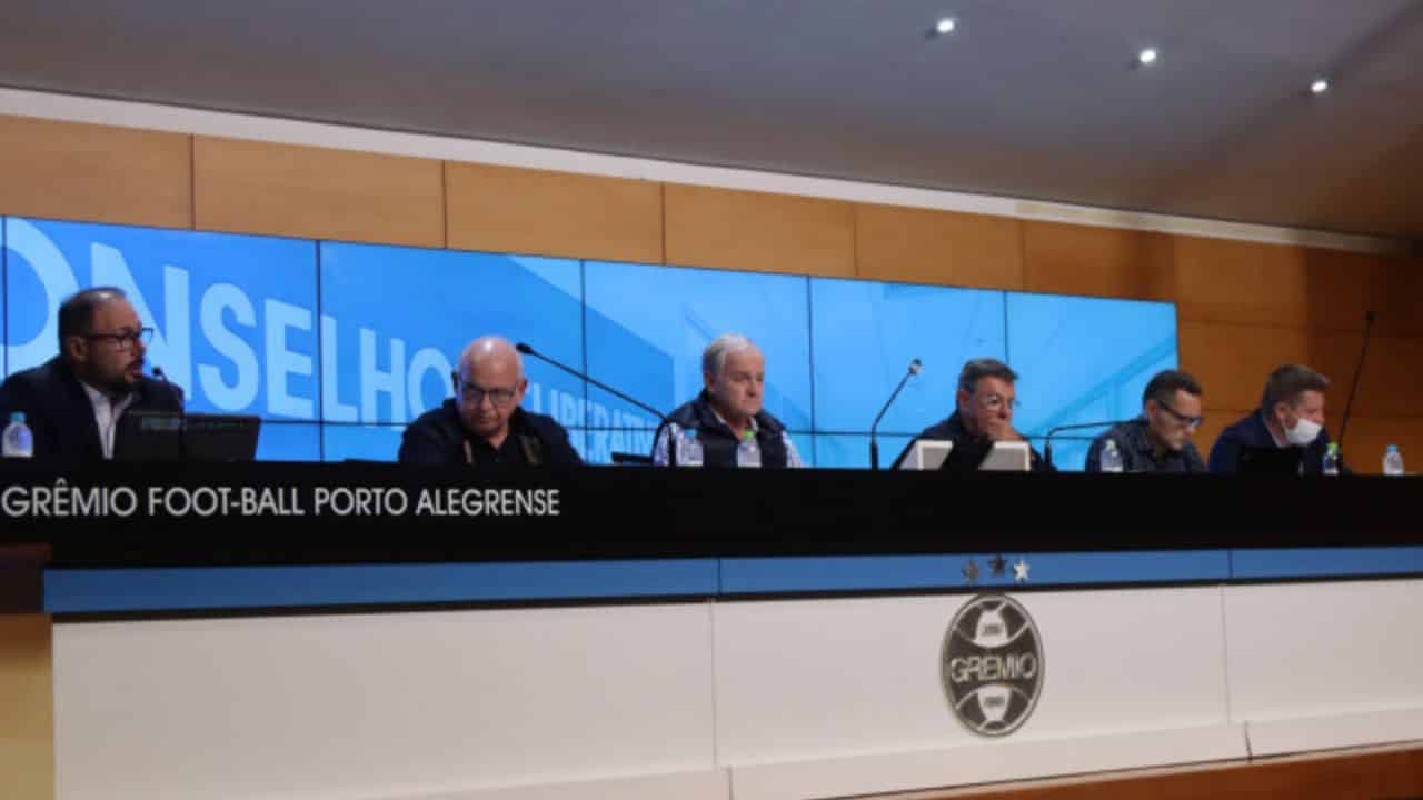 You are currently viewing Últimas do Grêmio: chapas confirmadas na eleição no CD amanhã, treino antes da folga e mais