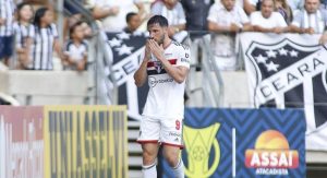 Read more about the article Calleri convoca torcida para jogo contra o Avaí pelo Brasileirão