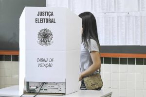 Read more about the article Tribunais eleitorais analisam irregularidades em 291 pesquisas de intenção de votos