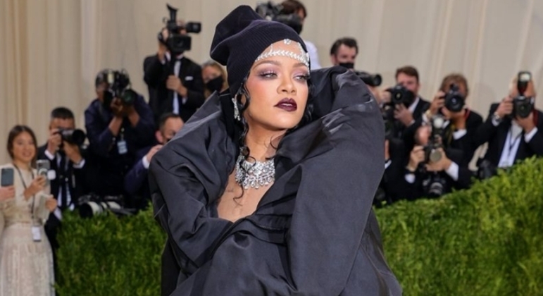 You are currently viewing Rihanna fará o show do Super Bowl 2023