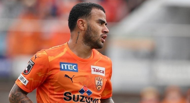 You are currently viewing No Shimizu, Carlinhos quer vitórias da equipe na reta final da J-League