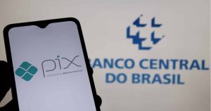 Read more about the article PIX pode se tornar opção de pagamento obrigatória para contas de luz, diz Aneel