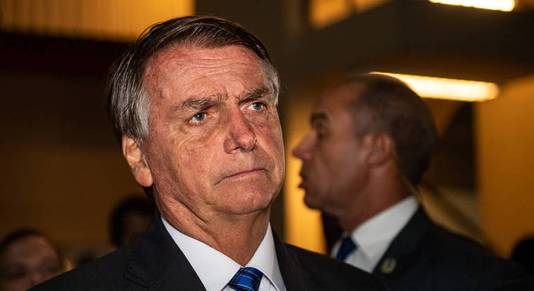 You are currently viewing No Nordeste, Bolsonaro monta em touro e afirma ser ‘cabra da peste’