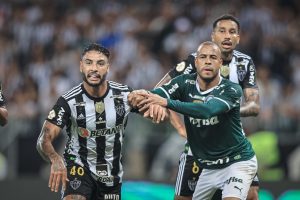 Read more about the article Polêmicas de arbitragem em Galo x Palmeiras são analisados por especialistas