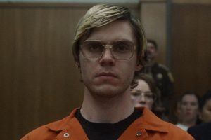 Read more about the article Evan Peters explica por que o papel de Jeffrey Dahmer foi o mais díficil da carreira