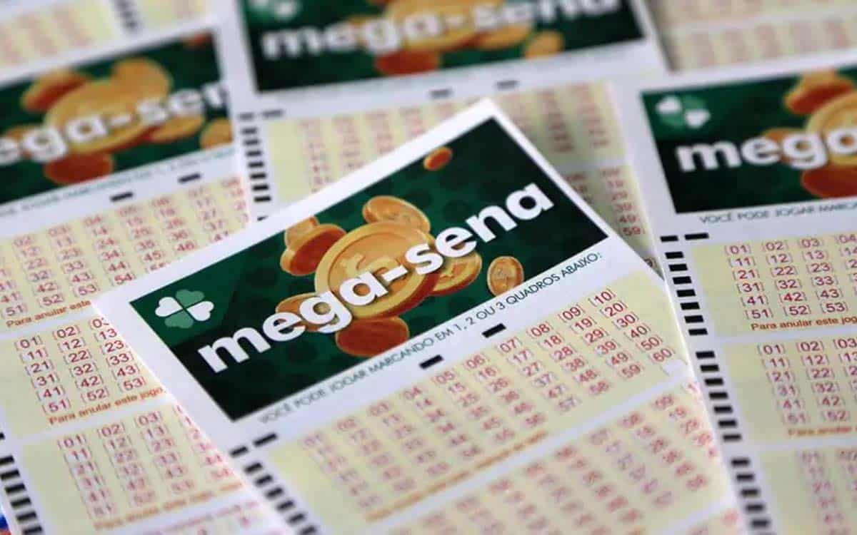 You are currently viewing Prêmio da Mega-Sena no valor de mais de R$ 300 milhões será dividido entre 2 apostas