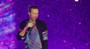 Read more about the article O que é infecção pulmonar? Entenda a doença que fez Chris Martin adiar shows no Brasil