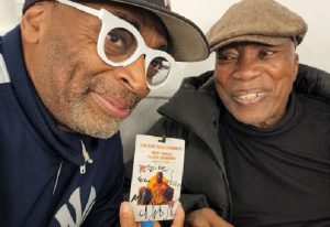 Read more about the article Lendas: Milton Nascimento e Spike Lee se encontram em camarim de show do músico brasileiro