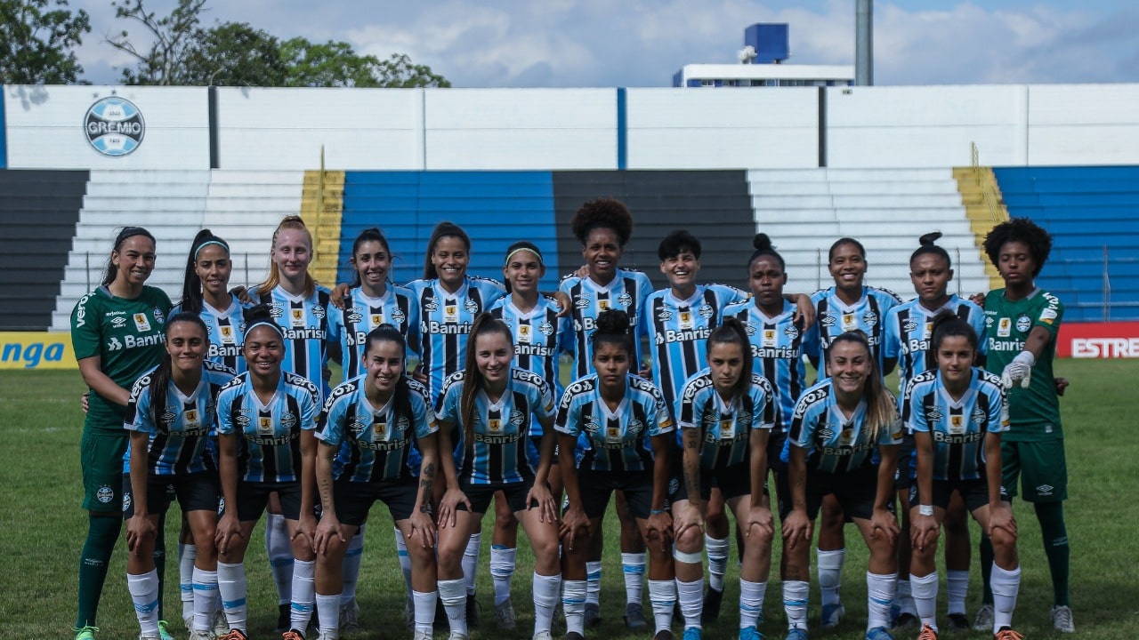 You are currently viewing Gurias do Grêmio jogam contra o Flamengo pelo Gauchão feminino