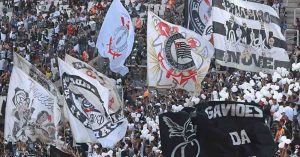 Read more about the article Com derrota de rival, Corinthians sobe posição no Brasileirão