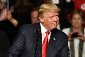 Read more about the article Após ser banido de várias, Donald Trump cria sua própria rede social