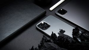 Read more about the article Vai dar calote? Apple foi condenada a pagar R$ 100 milhões por vender iPhones sem carregador