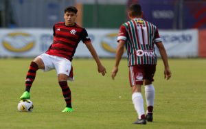 Read more about the article Joia do time sub-20 do Flamengo sofre grave lesão no joelho e está fora da temporada