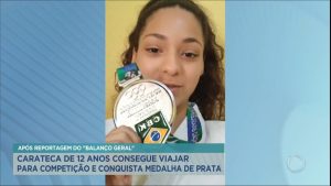 Read more about the article Carateca consegue viajar para competição e conquista medalha de prata