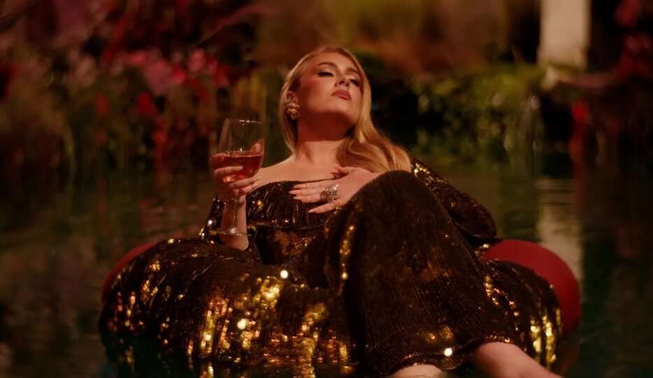 You are currently viewing “I Drink Wine”: Adele lança novo clipe do álbum “30”