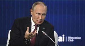 Read more about the article Putin afirma que o mundo passa pela década ‘mais perigosa’ desde a Segunda Guerra Mundial