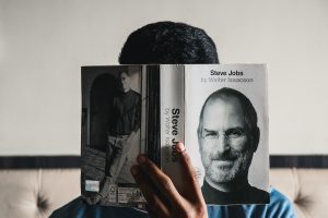 Read more about the article Steve Jobs: veja filmes e livros sobre o criador da Apple