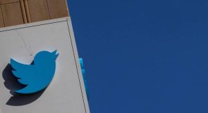 Read more about the article Twitter demitirá 25% dos funcionários na primeira rodada de cortes, diz jornal