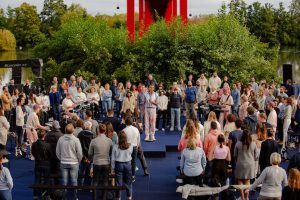 Read more about the article Stromae e a aventura de assistir a um show exclusivo e secreto em Paris