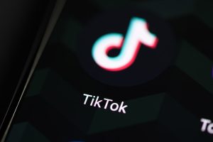 Read more about the article TikTok confirma que dados de usuários podem ser acessados na China