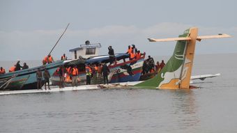 You are currently viewing Queda de avião com 43 pessoas a bordo deixa ao menos 19 mortos na Tanzânia