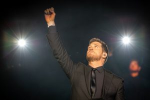 Read more about the article Michael Bublé domina público no Rio de Janeiro e faz show de Jazz pra lá de especial