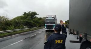 Read more about the article Em nono dia de protestos, rodovias federais têm 15 pontos com manifestações