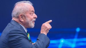 Read more about the article Lula participa de reuniões em Brasília pela primeira vez depois de eleito