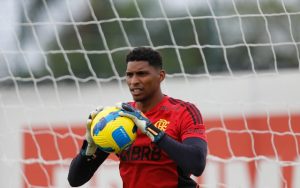 Read more about the article Flamengo x Avaí deve marcar despedida de Hugo Souza no clube