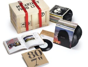 Read more about the article Paul McCartney anuncia caixa com 80 discos de vinil e livro de 148 páginas