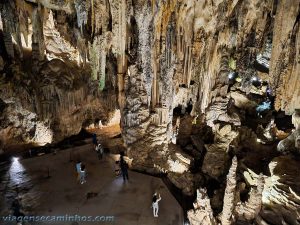 Read more about the article Cuevas de Nerja – Espanha