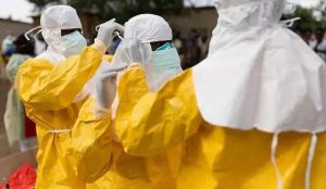 Read more about the article Uganda realizará novos bloqueios após aumento de casos de Ebola