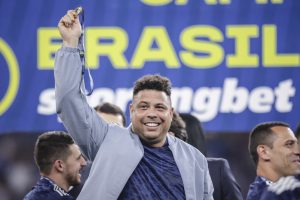 Read more about the article Ronaldo pode surpreender e vender parte da SAF do Cruzeiro