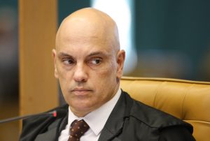 Read more about the article Seccionais da OAB se manifestam contra Moraes