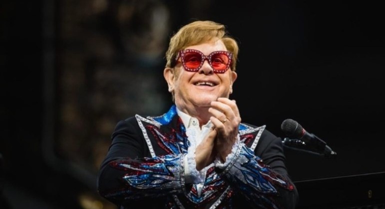 You are currently viewing Último show de Elton John nos EUA será exibido nesta madrugada no Disney+