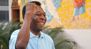 Read more about the article Pelé tem quadro estável e boa resposta à infecção respiratória, diz boletim médico