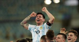 Read more about the article Messi marca no jogo mil, Argentina bate a Austrália e enfrenta a Holanda nas quartas de final